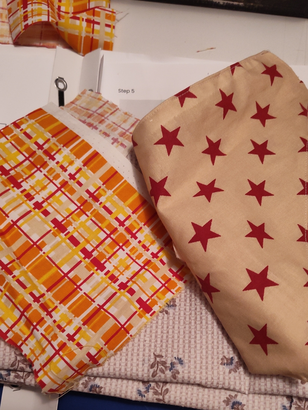 Samanthaholt Only Neutral Star Print and Plaid Bedding Fabric Set